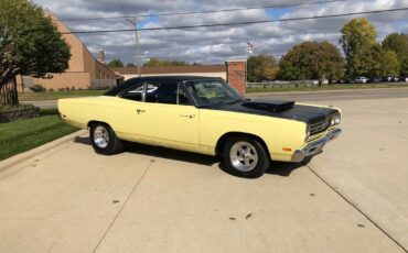 Plymouth-Road-Runner-1969-Coupe-8