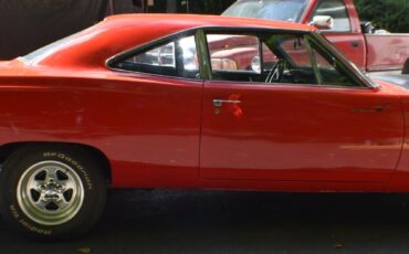 Plymouth-Road-Runner-1969-Coupe-9