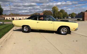 Plymouth-Road-Runner-1969-Coupe-9