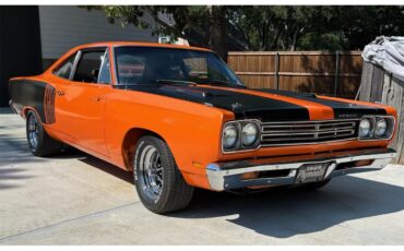 Plymouth-Road-runner-1969-Vitamin-C-Orange-Black-5