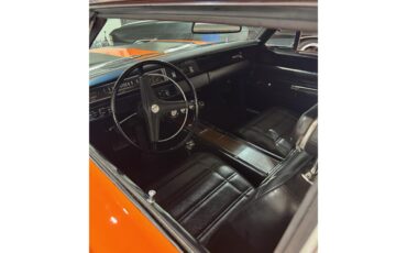 Plymouth-Road-runner-1969-Vitamin-C-Orange-Black-6