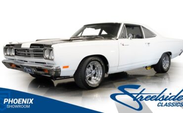 Plymouth-Road-runner-1969-White-Black-16