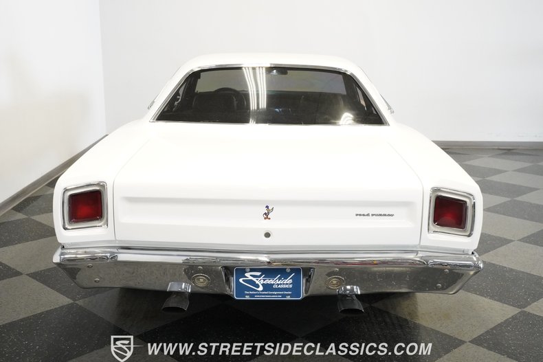 Plymouth-Road-runner-1969-White-Black-39