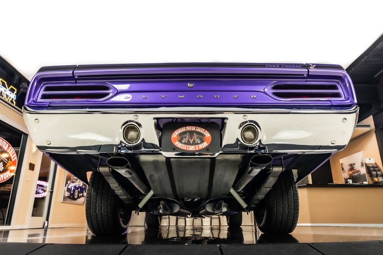 Plymouth-Road-runner-1970-Plum-Crazy-14