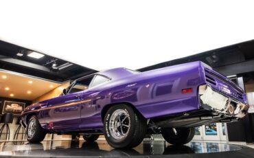 Plymouth-Road-runner-1970-Plum-Crazy-15