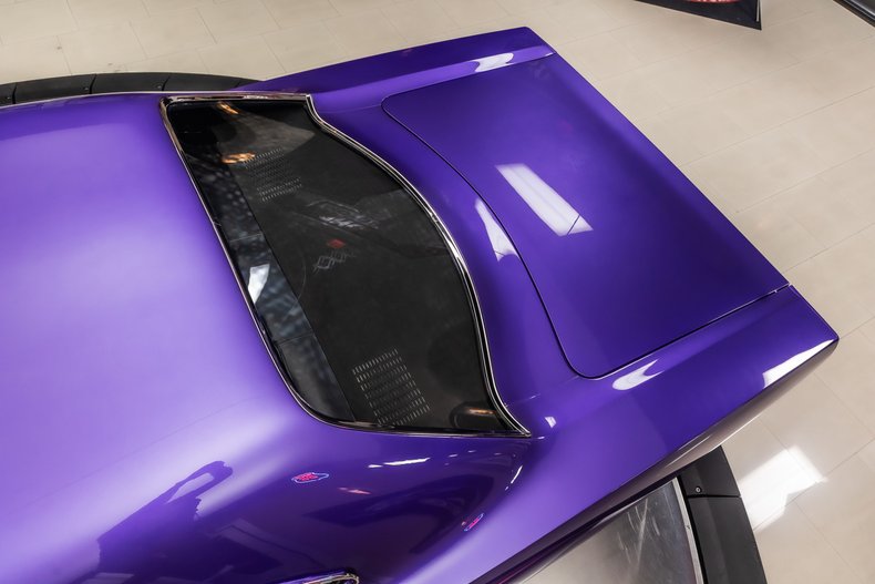 Plymouth-Road-runner-1970-Plum-Crazy-40