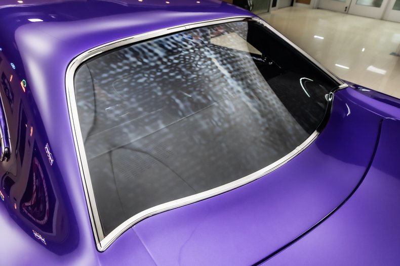 Plymouth-Road-runner-1970-Plum-Crazy-42