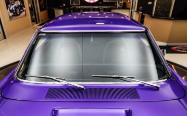 Plymouth-Road-runner-1970-Plum-Crazy-9