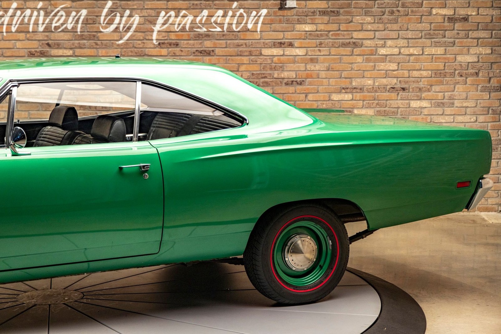 Plymouth-Roadrunner-1969-Other-11