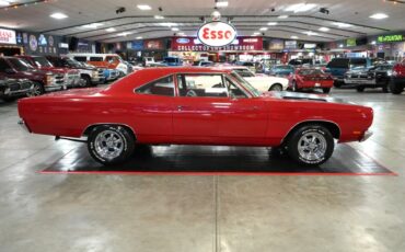 Plymouth-Roadrunner-1969-Red-Black-1