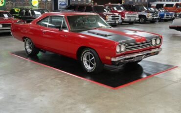 Plymouth-Roadrunner-1969-Red-Black-10
