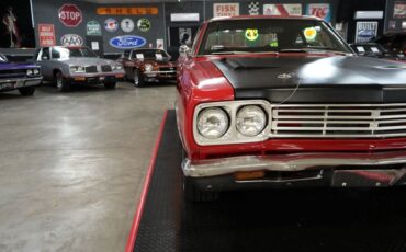 Plymouth-Roadrunner-1969-Red-Black-11