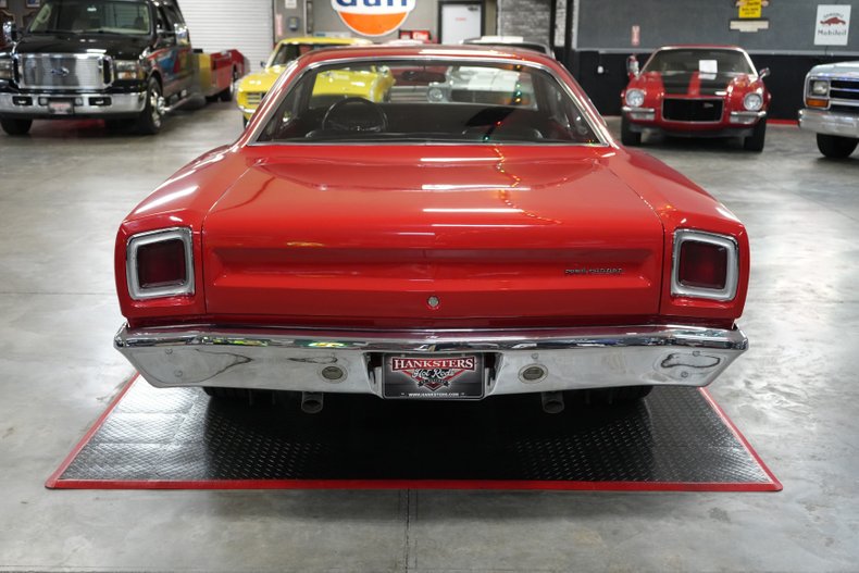Plymouth-Roadrunner-1969-Red-Black-15