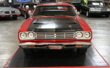 Plymouth-Roadrunner-1969-Red-Black-20