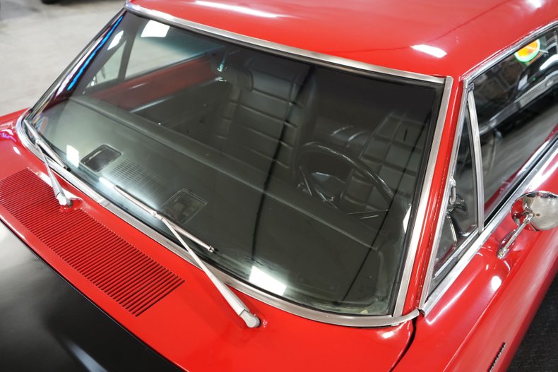 Plymouth-Roadrunner-1969-Red-Black-24