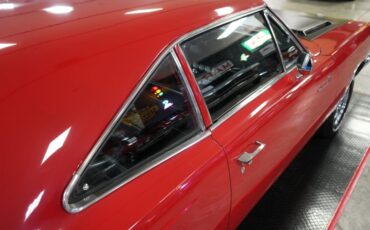 Plymouth-Roadrunner-1969-Red-Black-27