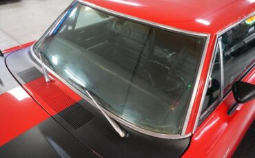 Plymouth-Roadrunner-1969-Red-Black-33