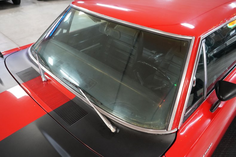 Plymouth-Roadrunner-1969-Red-Black-33