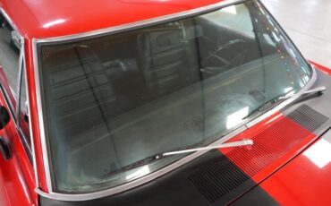 Plymouth-Roadrunner-1969-Red-Black-34