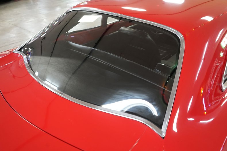 Plymouth-Roadrunner-1969-Red-Black-35