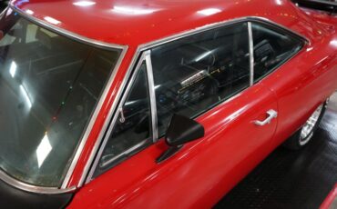 Plymouth-Roadrunner-1969-Red-Black-37