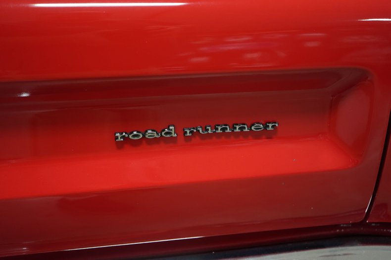 Plymouth-Roadrunner-1969-Red-Black-42