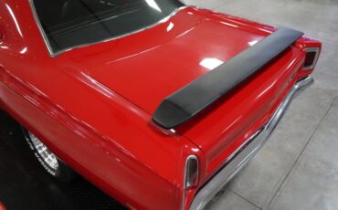 Plymouth-Roadrunner-1969-Red-Black-42