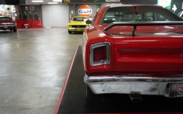 Plymouth-Roadrunner-1969-Red-Black-44