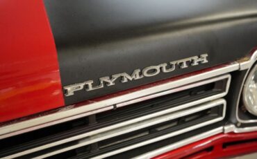 Plymouth-Roadrunner-1969-Red-Black-48