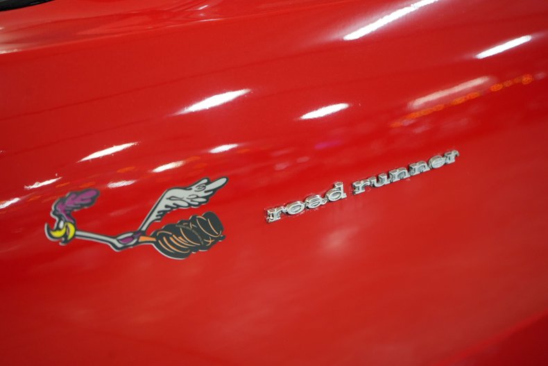 Plymouth-Roadrunner-1969-Red-Black-49