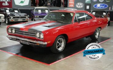 Plymouth-Roadrunner-1969-Red-Black-5