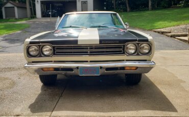 Plymouth-Roadrunner-1969-White-Blue-10
