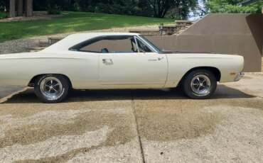 Plymouth-Roadrunner-1969-White-Blue-13