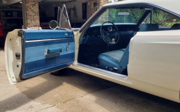 Plymouth-Roadrunner-1969-White-Blue