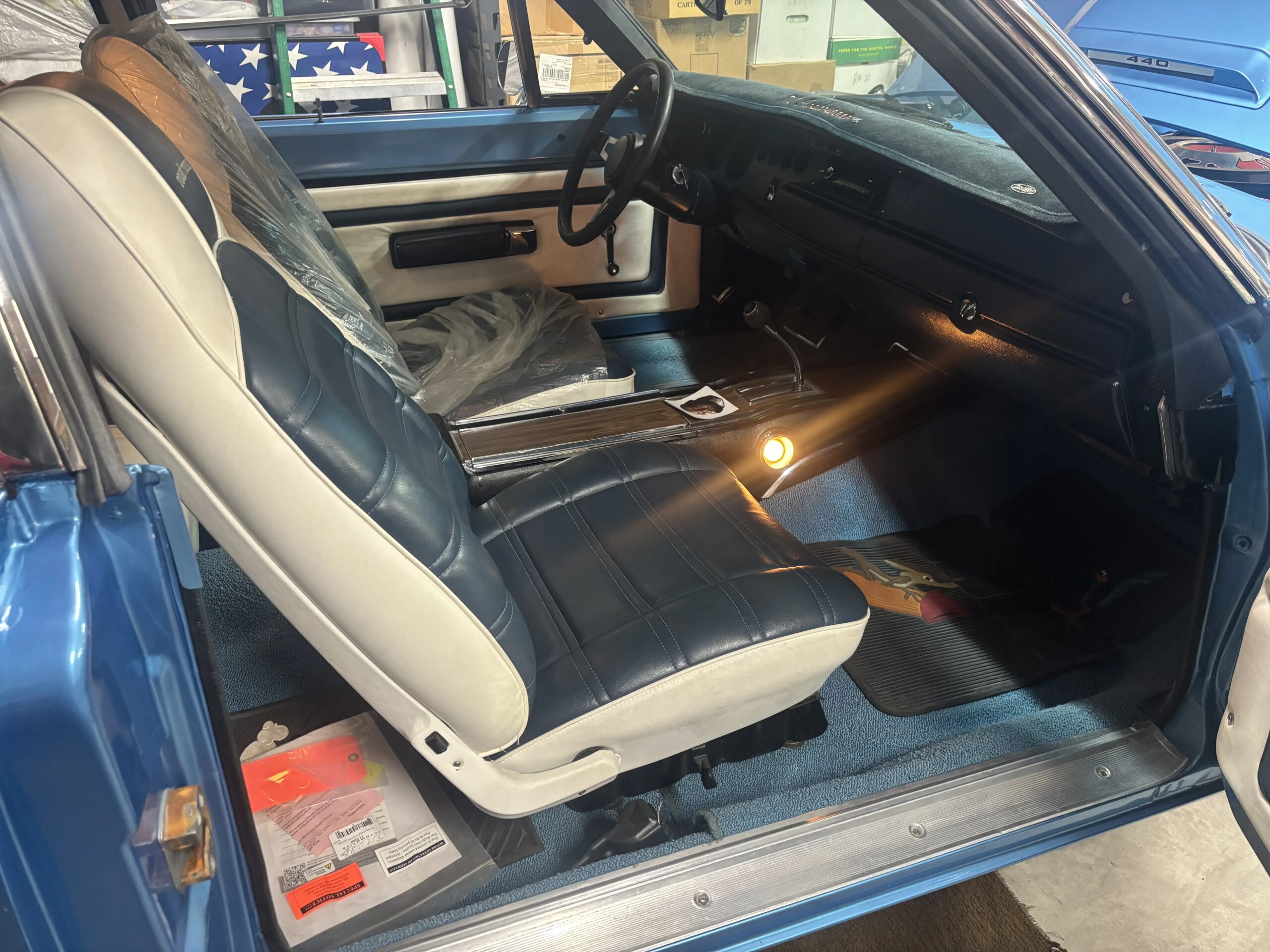 Plymouth-Roadrunner-1970-Blue-Blue-8
