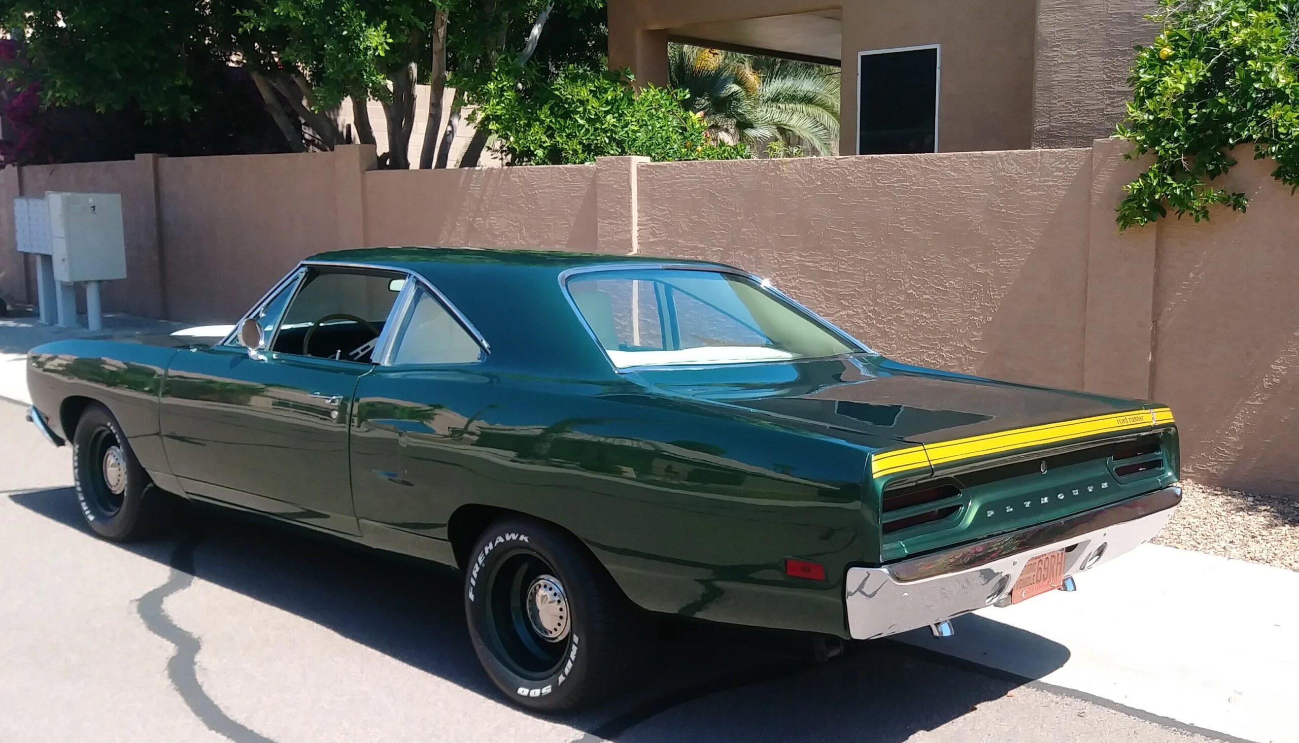 Plymouth-Roadrunner-1970-Green-White-10