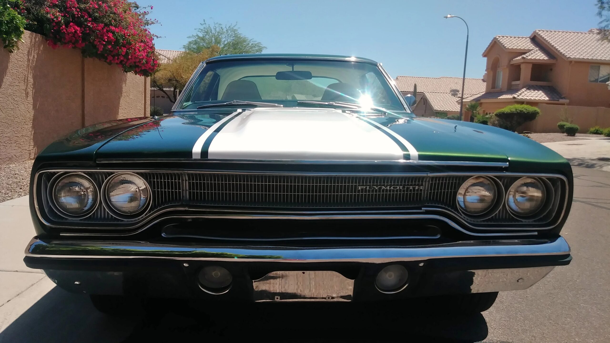 Plymouth-Roadrunner-1970-Green-White-12