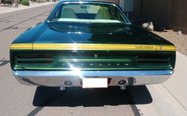 Plymouth-Roadrunner-1970-Green-White-13