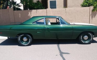 Plymouth-Roadrunner-1970-Green-White-41