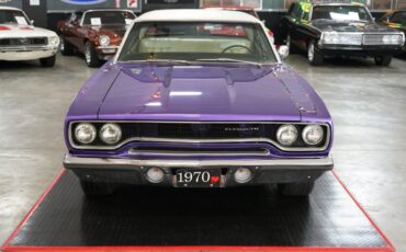 Plymouth-Roadrunner-1970-In-Violet-White-11