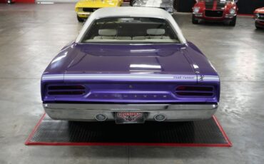 Plymouth-Roadrunner-1970-In-Violet-White-15