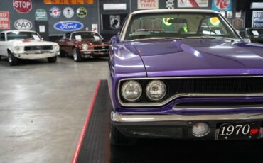 Plymouth-Roadrunner-1970-In-Violet-White-31