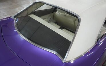 Plymouth-Roadrunner-1970-In-Violet-White-43