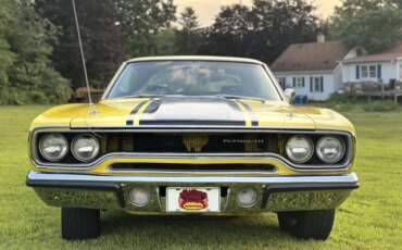 Plymouth-Roadrunner-1970-Yellow-Black-4
