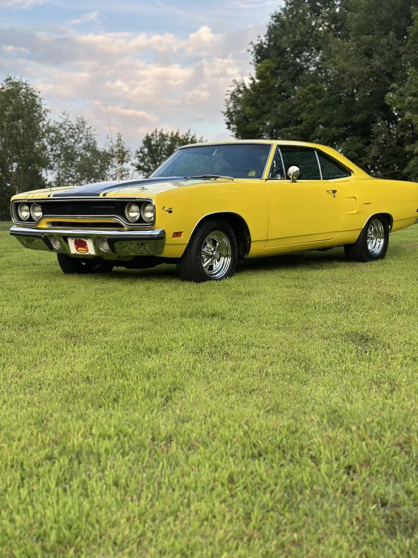 Plymouth-Roadrunner-1970-Yellow-Black-8