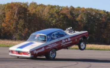 Plymouth-Satellite-1965-4