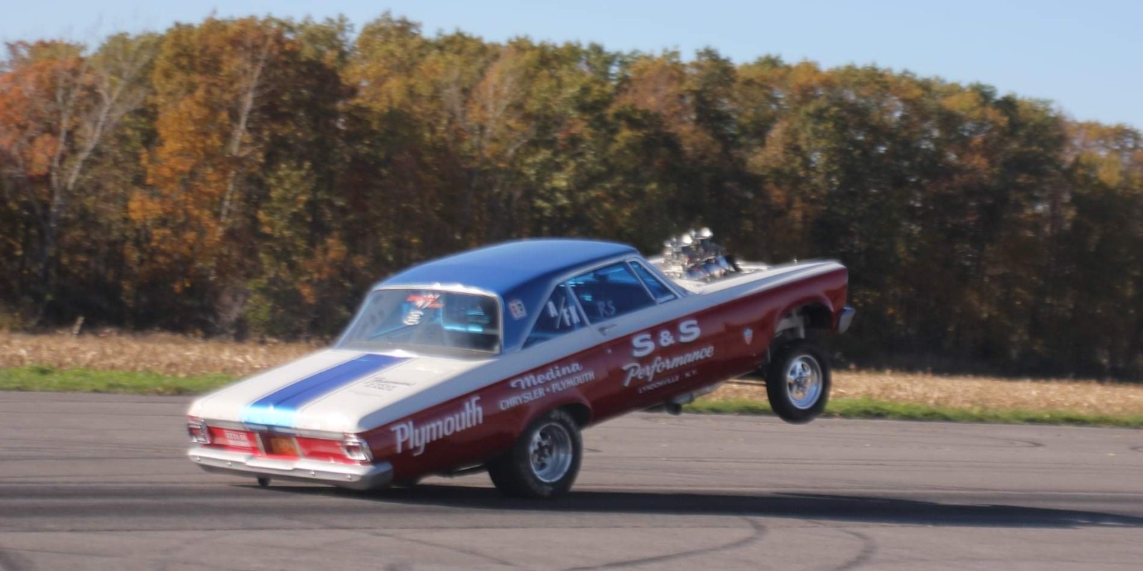 Plymouth-Satellite-1965-4