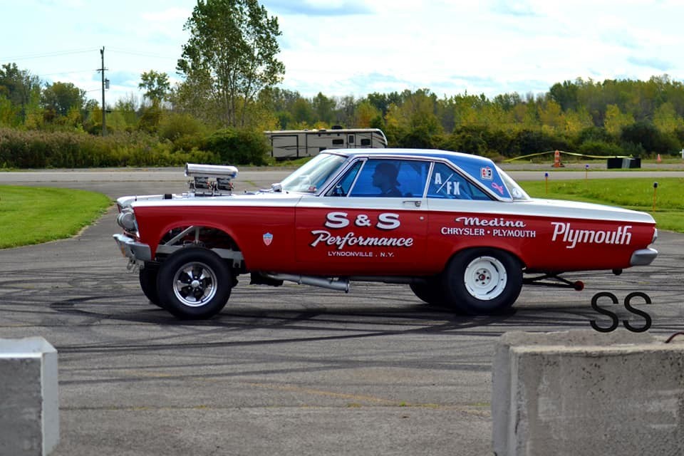 Plymouth-Satellite-1965-9
