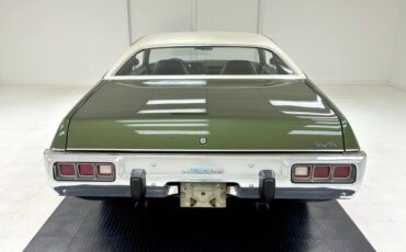 Plymouth-Satellite-1973-Forest-Green-Metalli-Green-2