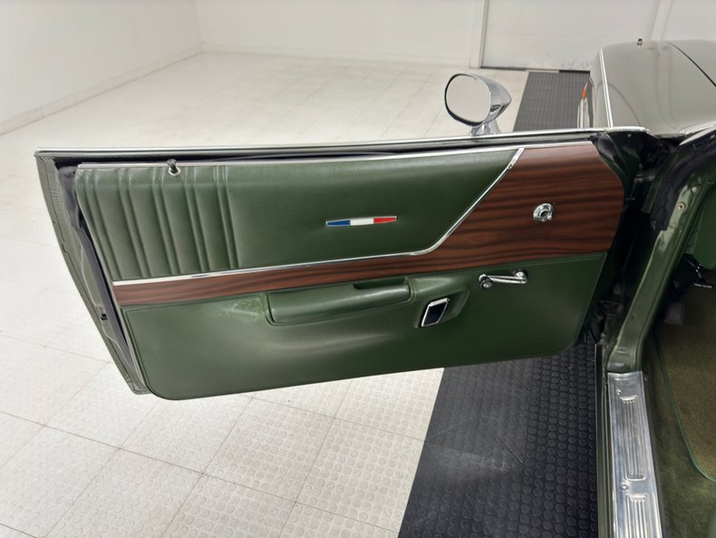 Plymouth-Satellite-1973-Forest-Green-Metalli-Green-26